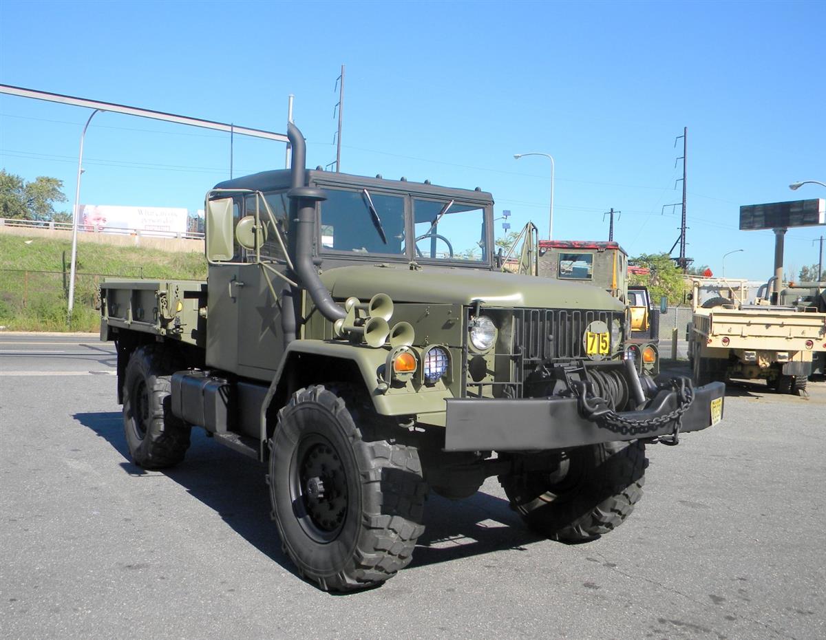 T-01011980-3 | Bobbed M35A2 Extended Cab (21).JPG
