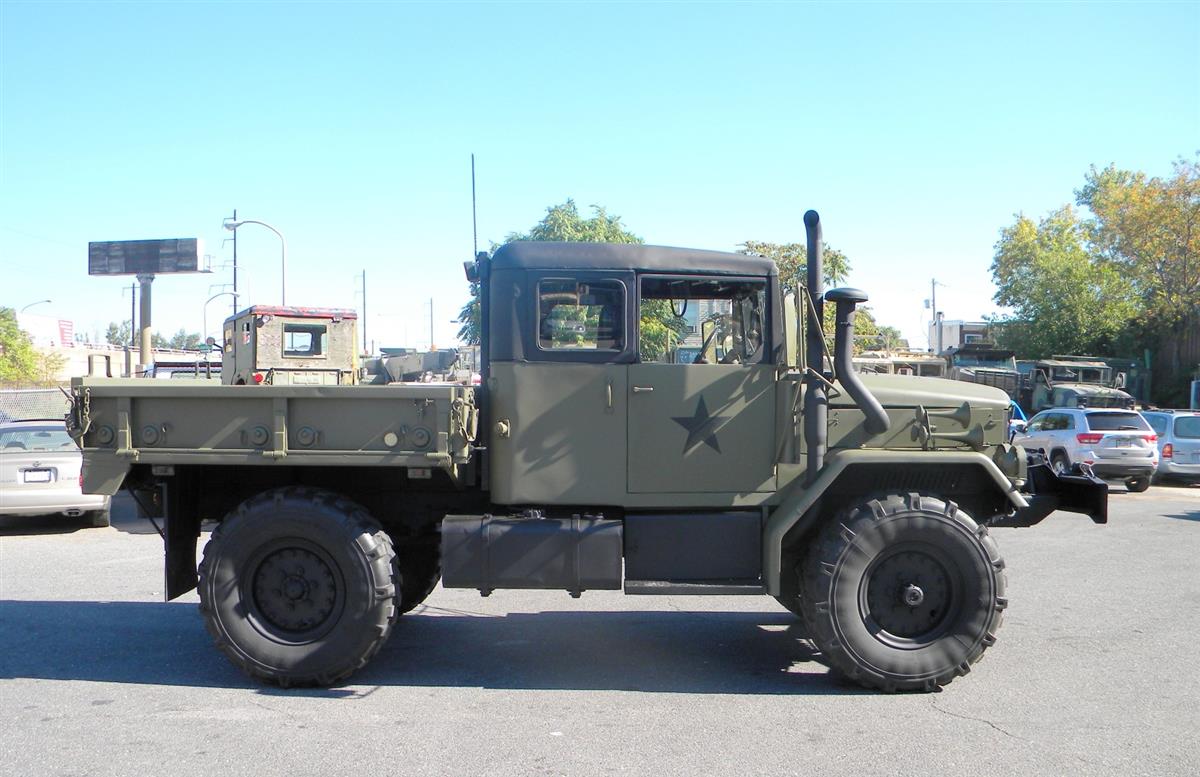 T-01011980-3 | Bobbed M35A2 Extended Cab (16).JPG