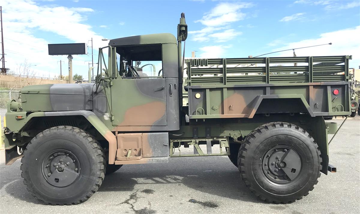 T-09242018-11 | Bobbed AM General M35A3 With 24V Winch (8).JPG