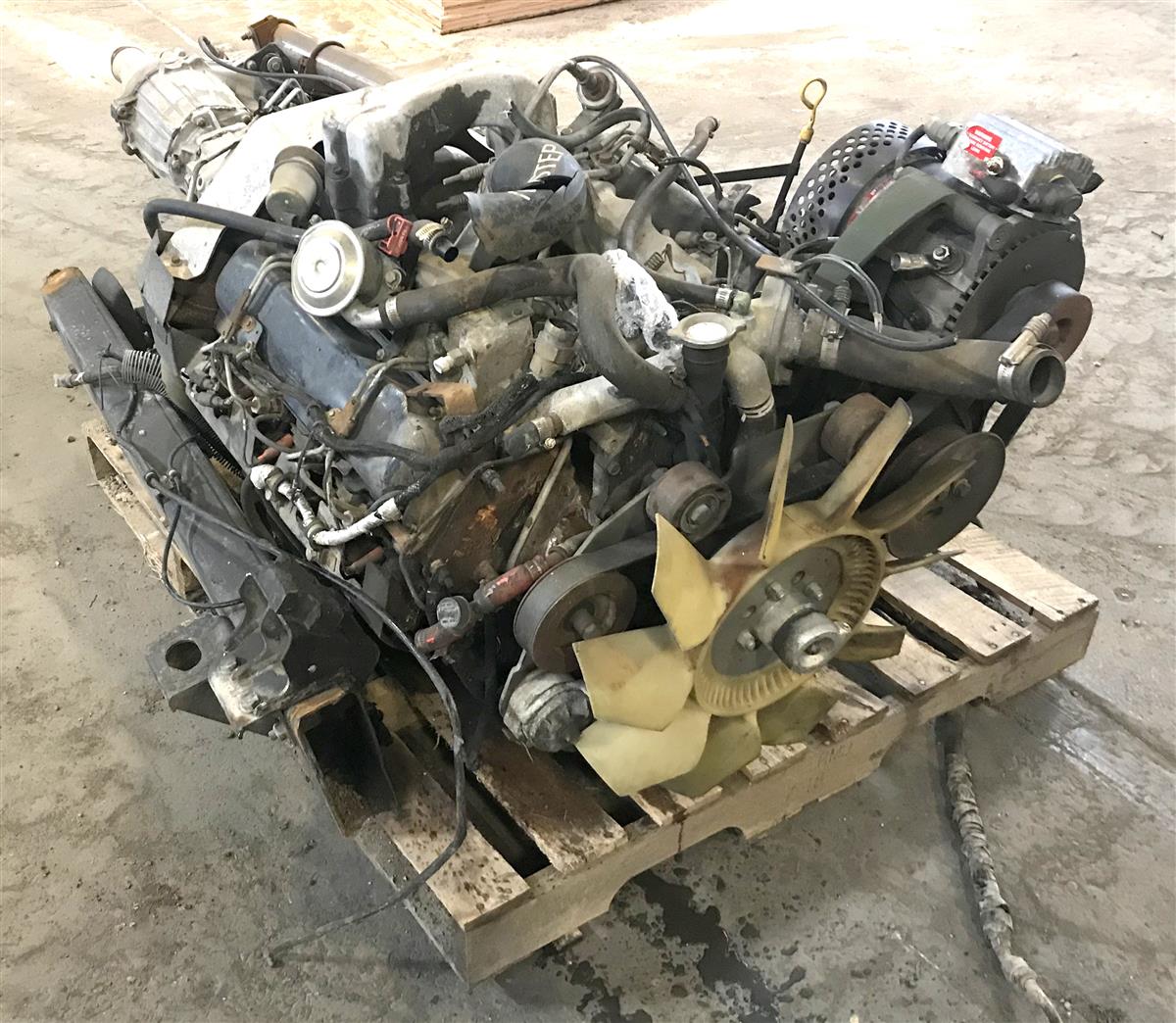 HM-1239 | HM-1239  6.5 Liter Engine with 4 Speed Transmission and Transfer Case (Turbo) (10).JPG