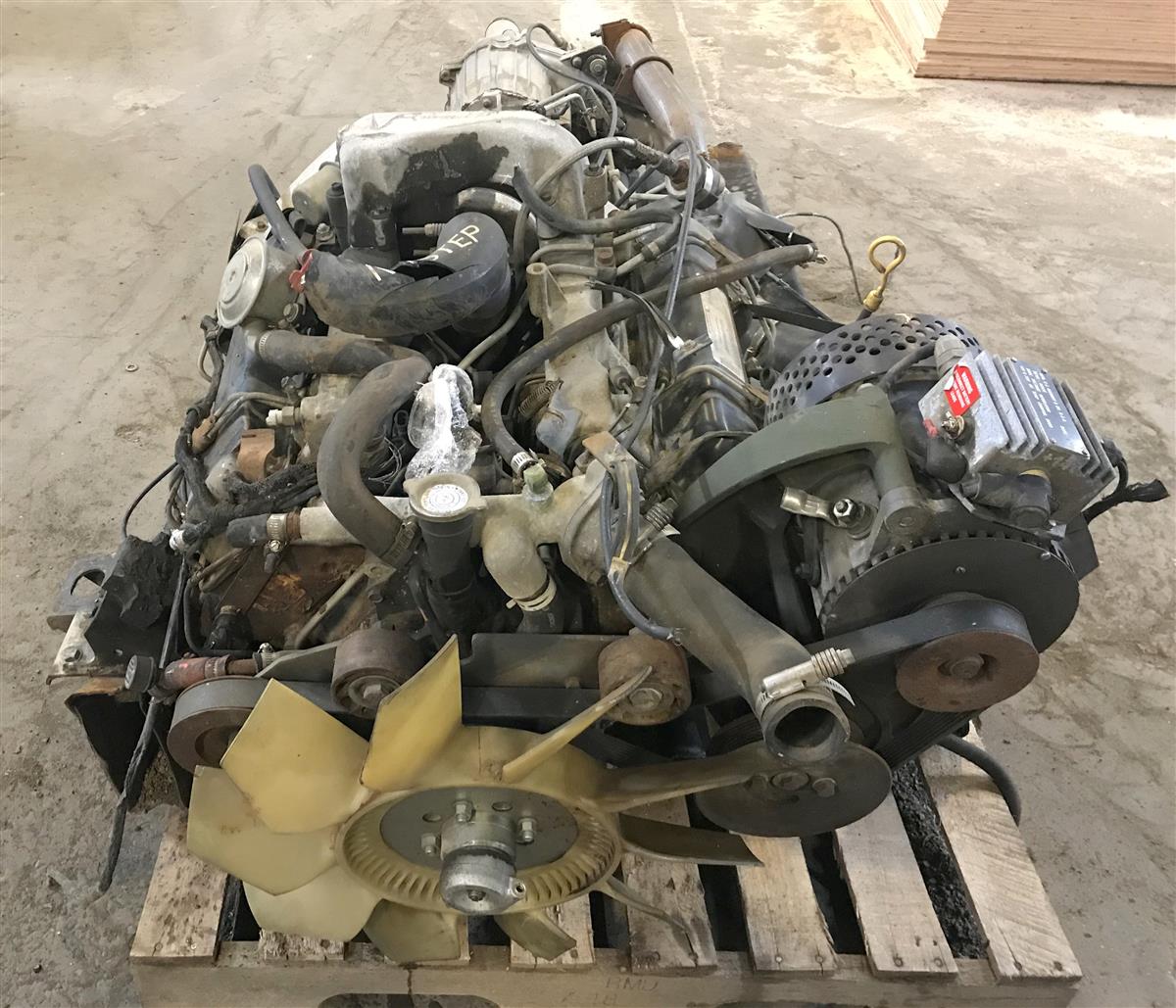 HM-1239 | HM-1239  6.5 Liter Engine with 4 Speed Transmission and Transfer Case (Turbo) (13).JPG
