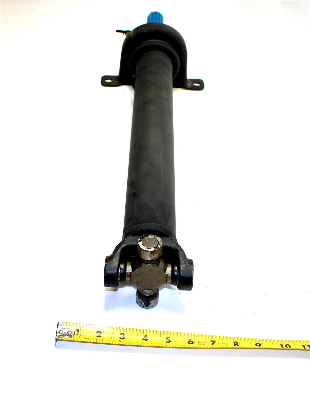 HM-1973 | HM-1973  Front Propeller Shaft Driveshaft With Carrier Bearing And U-Joint HMMWV  (2).JPG