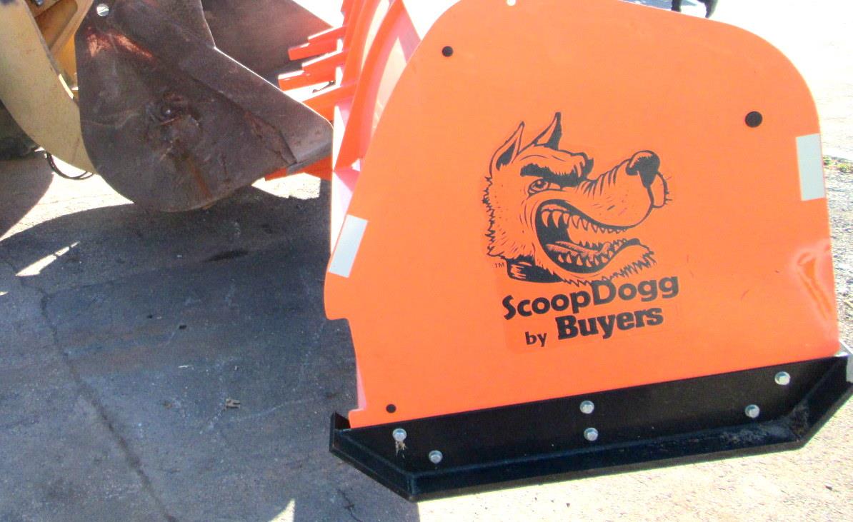 SNOW-051 | SNOW-051  Buyers Scoop Dogg Front Loader 20 Foot Pusher Box Blade Meyer Snow Plow (24).JPG