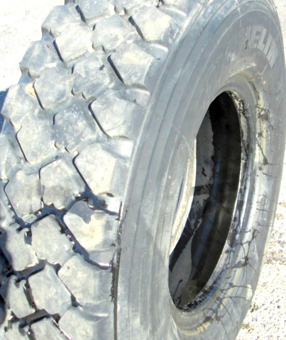 TI-1831 | TI-1831 Michelin XZL 11.00 x 20 Tires 70 Percent Tread or Lower (10).JPG
