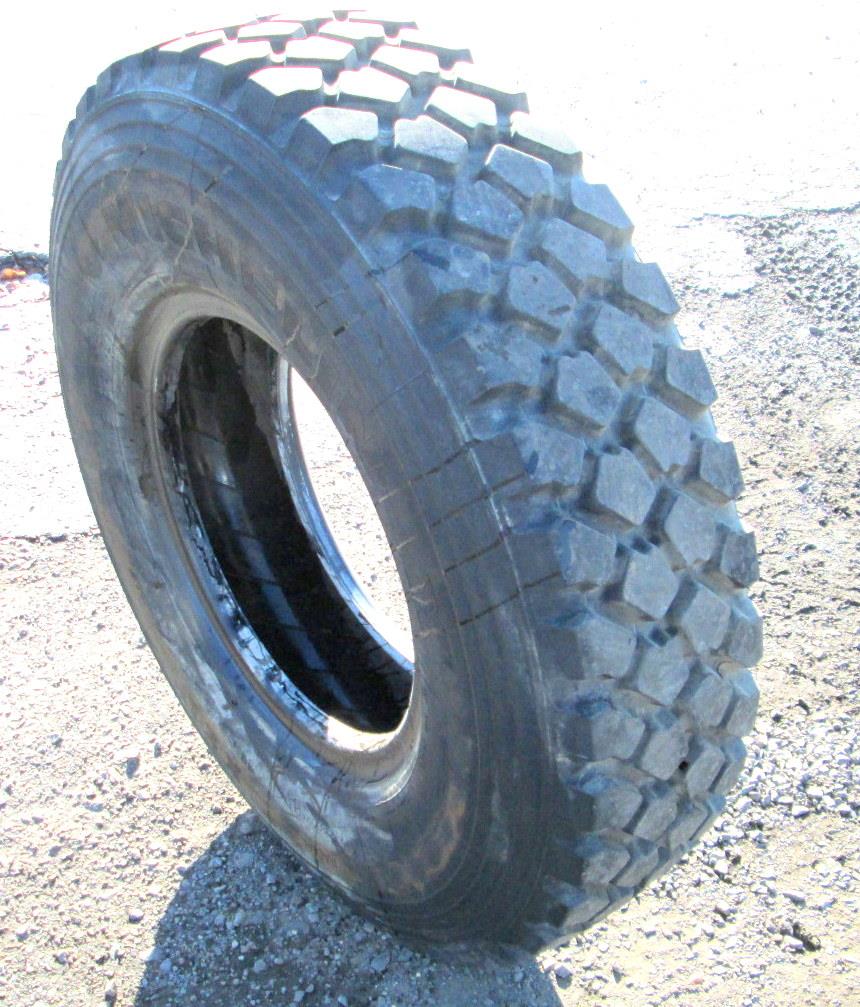 TI-1832 | TI-1832 Michelin XZL 11.00 x 20 Tires 75 Percent Tread or Higher (9).JPG