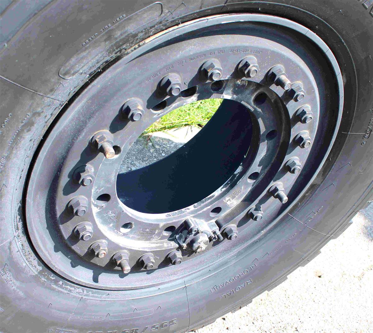 TI-1846 | TI-1846 Michelin 39585R20 XZL Tire Mounted on Hutchinson Aluminum Rim  (3a).jpg