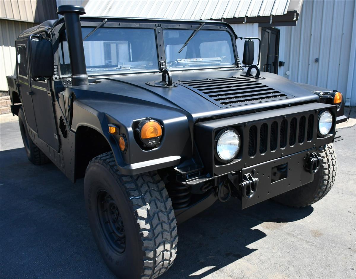 2121561f-cce4-4424-a6d6-9506b6c3dee9-04172025-cropped-M1152%20HMMWV%20(11)