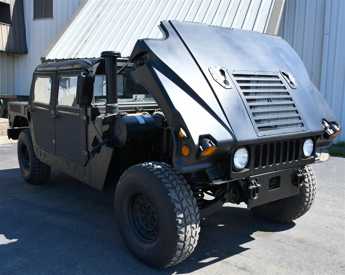 284adf55-17c6-431f-9f56-8fee008f4464-04172025-cropped-M1152%20HMMWV%20(49)