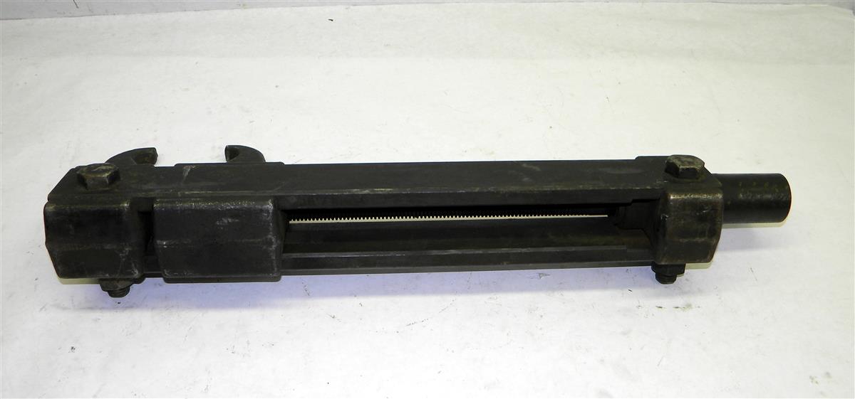 SP-1446 | 5120-01-016-2149 Track Tensioning Clamp for Bridge Launching Carrier, Full Track. NOS (7).JPG