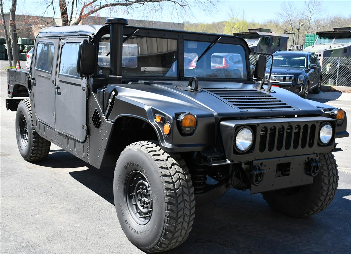 5bfdfd9e-72d6-45d1-be9a-d46ca845b99a-04172025-cropped-M1152%20HMMWV%20(63)