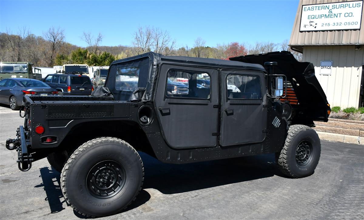 70aa68f4-0046-40e9-b7d5-b3ad8b4b8c7e-04172025-cropped-M1152%20HMMWV%20(60)