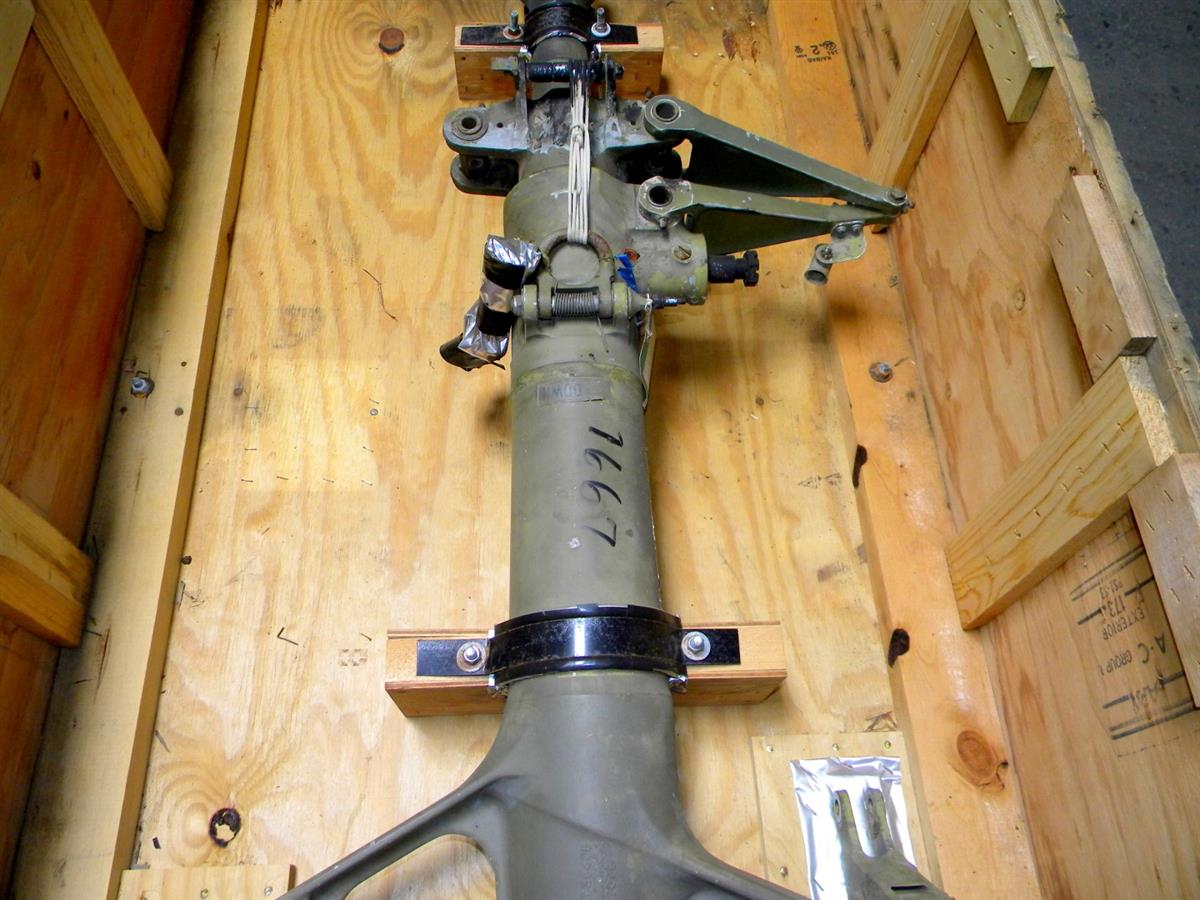 SP-1777 | 1620-00-883-1667 Helicopter Retractable Landing Gear USED (14).JPG