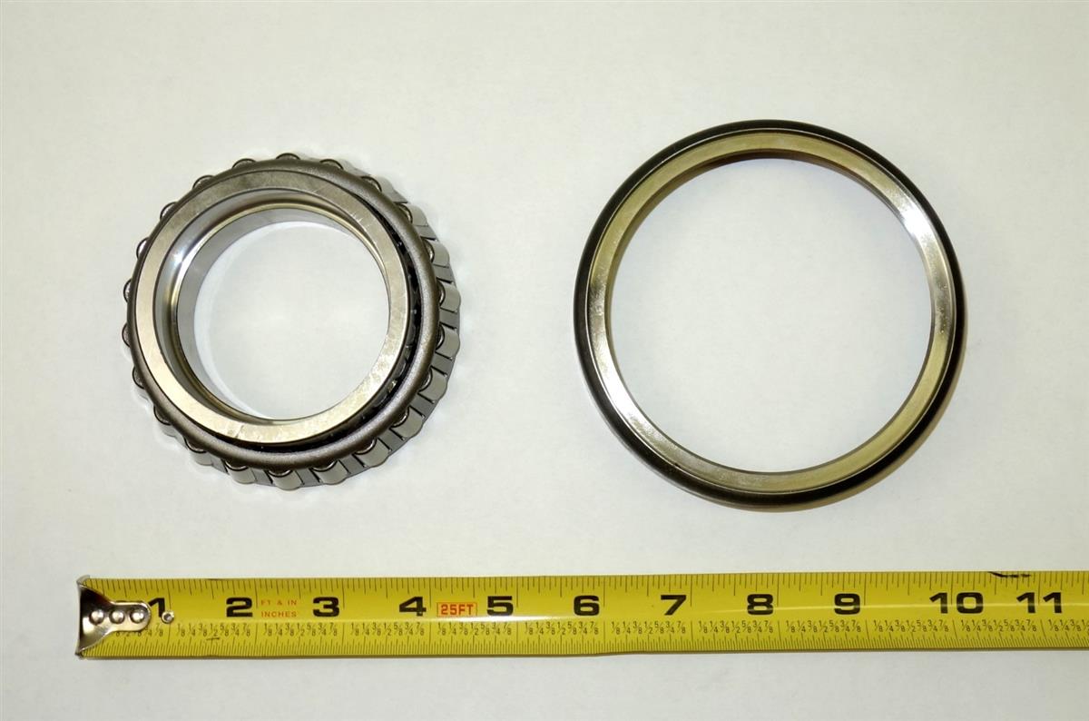 MA3-684 | 3110-01-399-1251 Outer Wheel Bearing and Race for M35A3 Series with CTIS. NOS (2).JPG