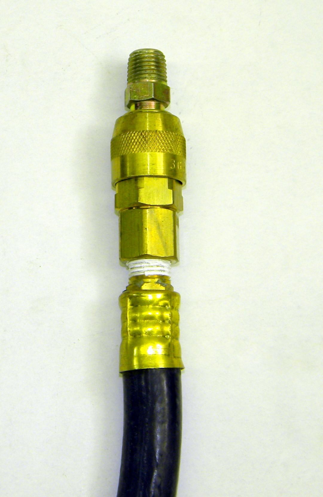 M9-6069 | 4720-00-328-5422 Tire Inlfator Hose with Quick Disconnect for M915 and M916A1 NOS (6).JPG
