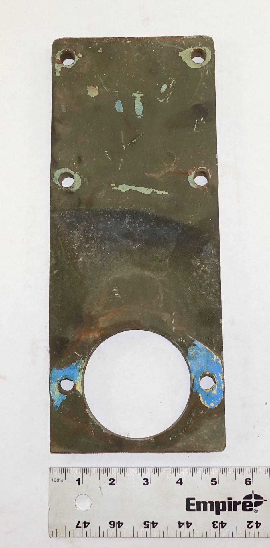 5T-900 | 5420-01-161-3963 Hydraulic Pump Mounting Plate for M812 Bridge Truck USED (4).JPG