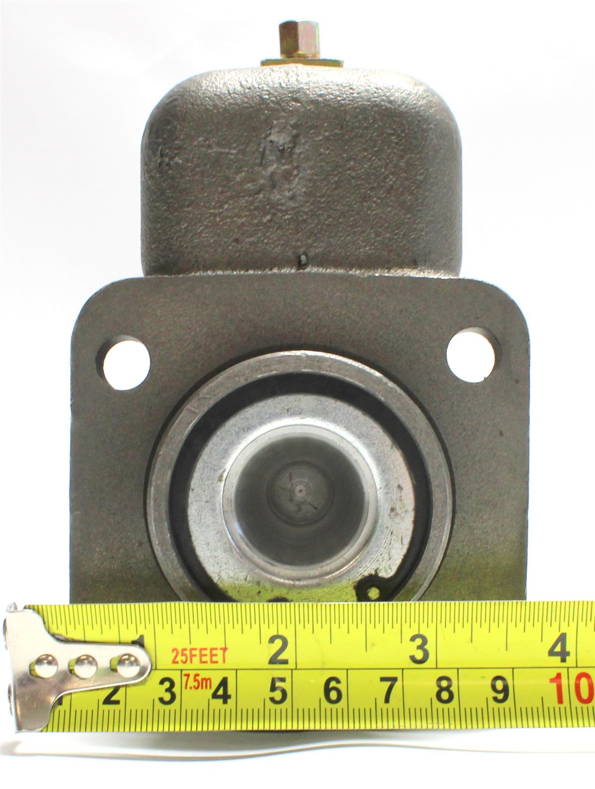 5T-515 | 5T-515-N- Hydraulic Brake Master Cylinder M54A2 M809 (5).JPG