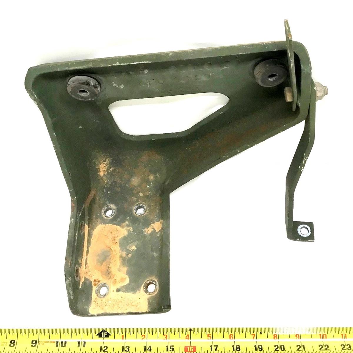 9M-1041 | 9M-1041  Radiator Mounting Bracket Assembly M939A2  (3)(USED).jpg