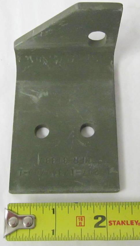 HM-1193 | Bulkhead Divider Left Angle Bracket 2-Door (6).JPG
