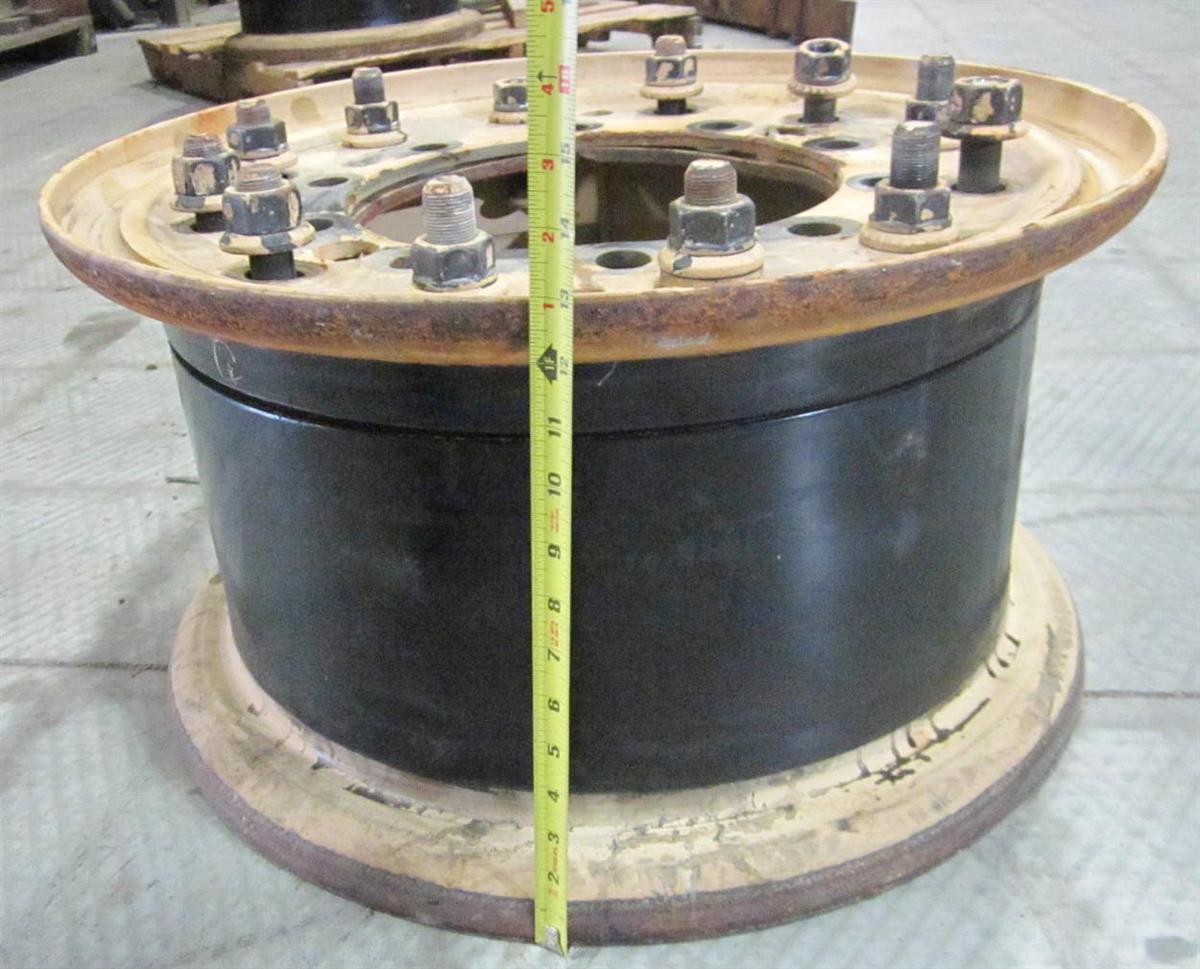 TI-1820 | Hutchinson 10 Hole 12 Stud CTIS Wheel (7).JPG