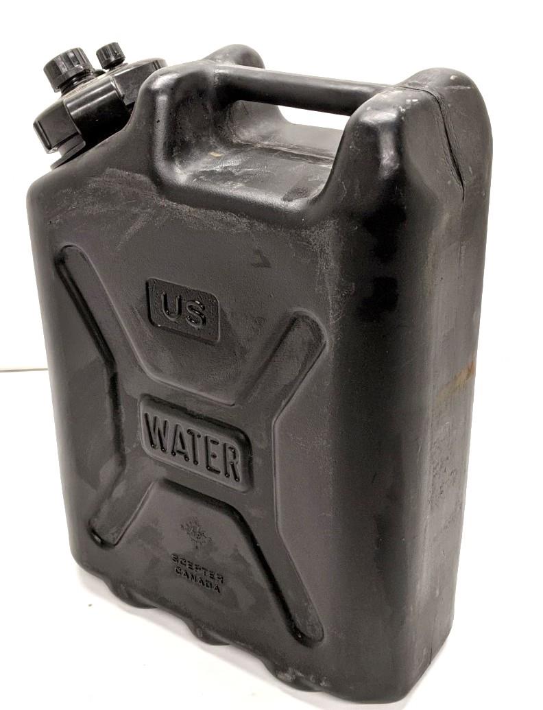 TR-319 | Jerry 5 Gallon Water Plastic Can (2).jpg
