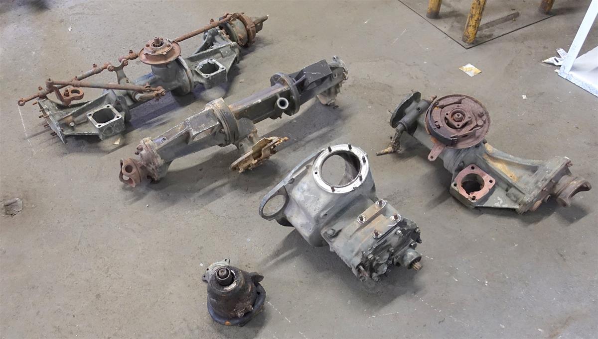 MU-114 | MU-114 Mule M274 Front and Rear Axle and Transmission Parts USED (1) (Large).JPG