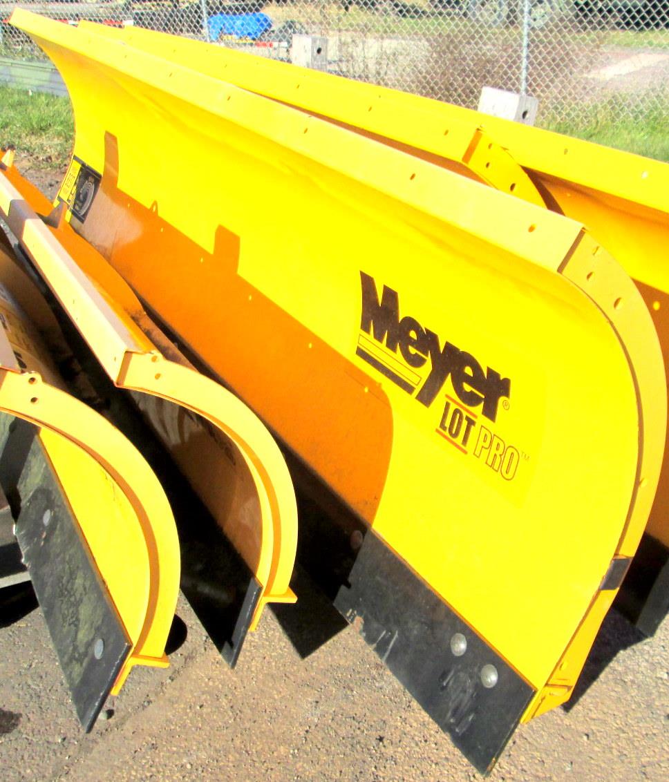 SNOW-047 | SNOW-047 Meyer Lot Pro 9 Foot Plow Meyer Snow Plow Snow Removal (6).JPG