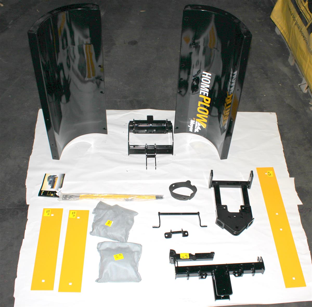 SNOW-068 | SNOW-068 Meyer Home Plow HP 6.8 2PC Manual Lift Engine Package Kit with Blades Meyer Sn (9).JPG