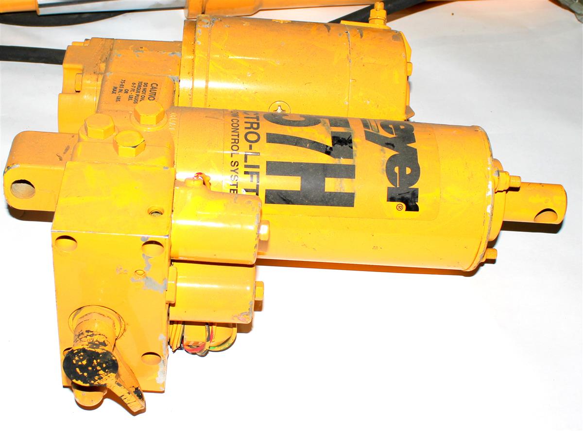 SNOW-083 | SNOW-083 Meyer E57H PA 12 Volt 2 x 12 Ram Electro Lift Hydraulic Pump Kit  ( (13).JPG