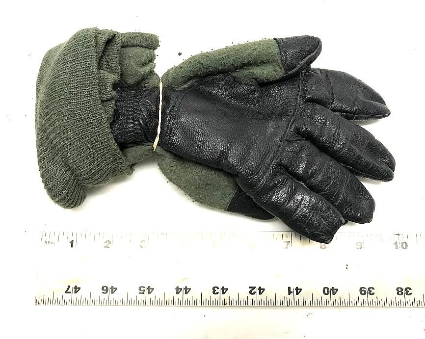 SP-2118 | SP-2118  Flyers Gloves (3).jpg