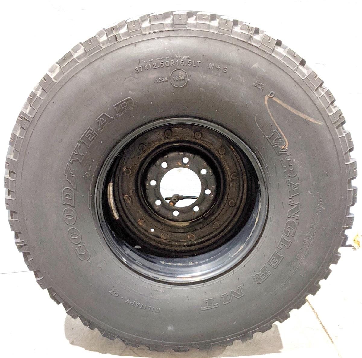 TI-1838  | TI-1838 Goodyear Wrangler MT 37x12.50x16.5LT CTIS Tire with 12 Bolt Rim 80 Tre (25).jpg