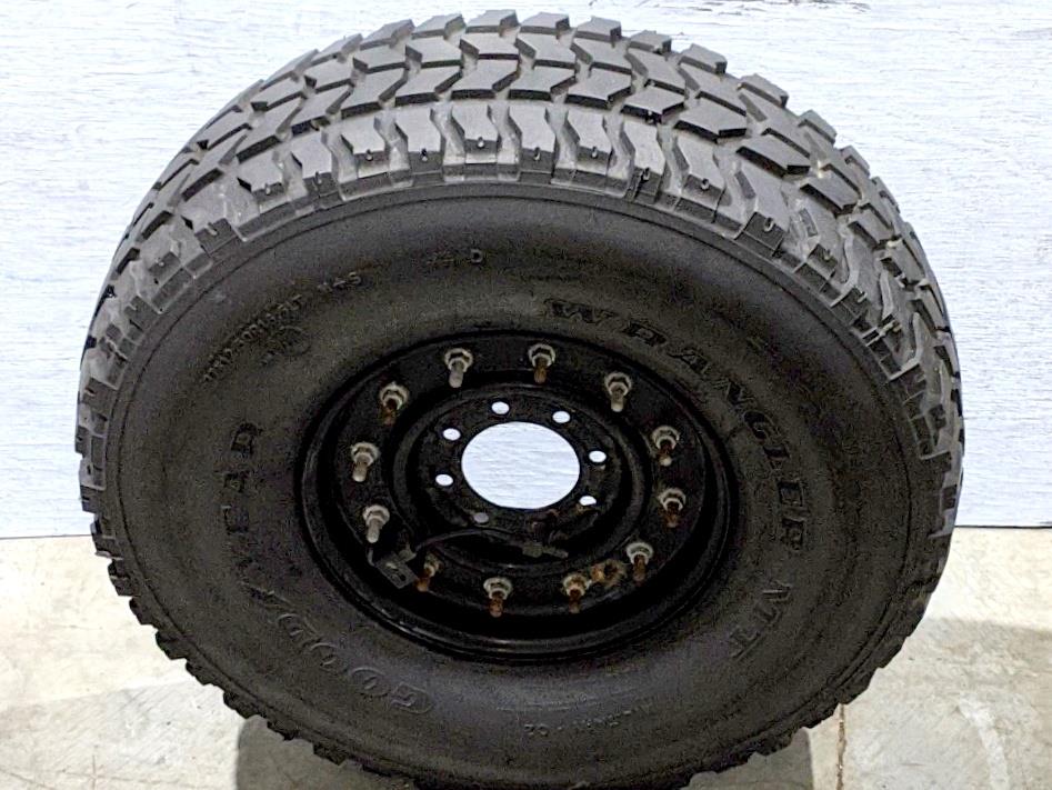 TI-1838  | TI-1838 Goodyear Wrangler MT 37x12.50x16.5LT CTIS Tire with 12 Bolt Rim 80 Tre (4).jpg