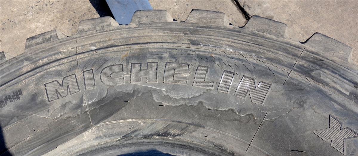 TI-246 | TI-246  Michelin X 39585R20XZL Tire with Run Flat (Used) (4).JPG