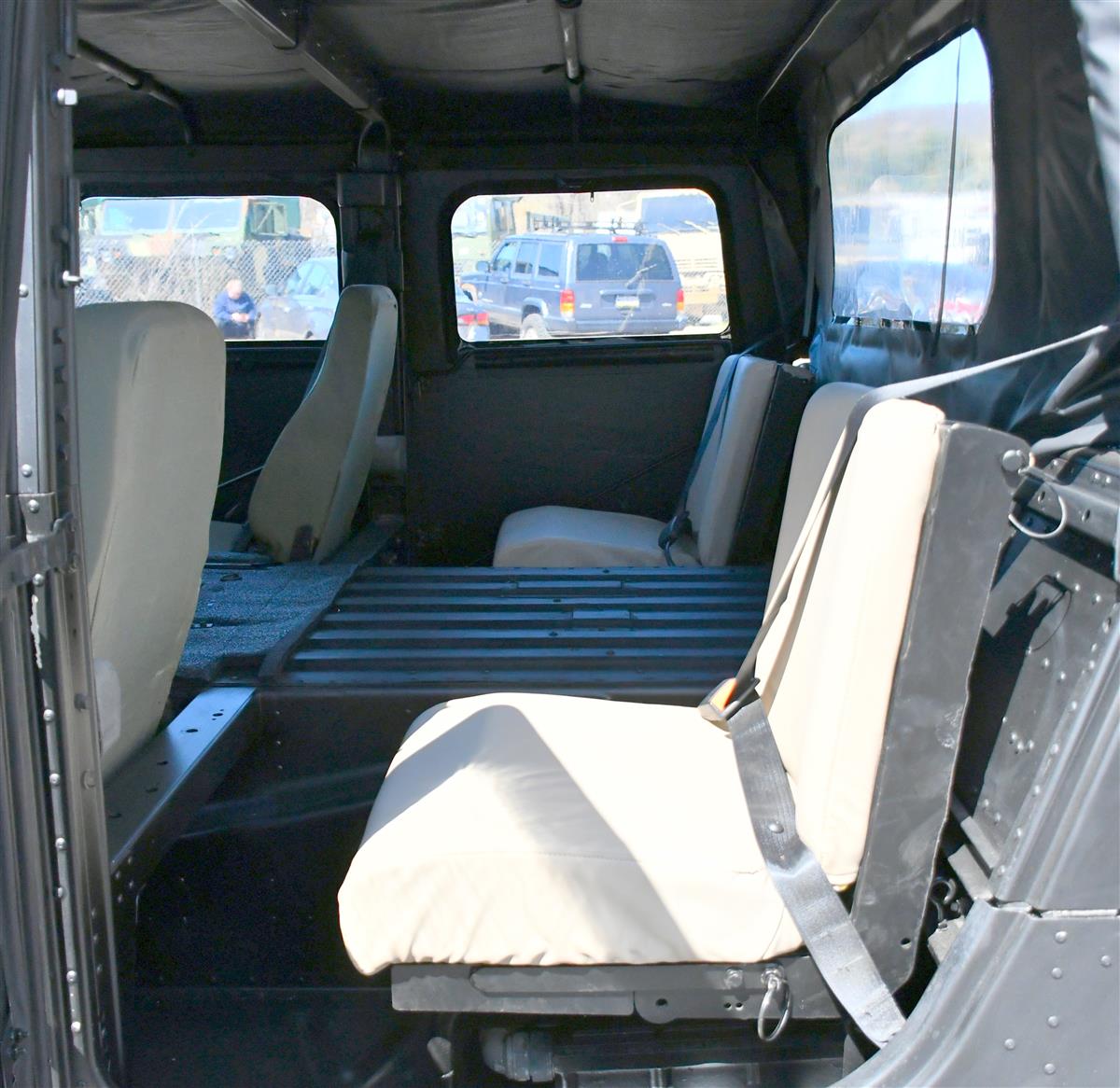 e69de4c5-79f5-40d0-82bf-a07687181ea1-04172025-cropped-M1152%20HMMWV%20(19)