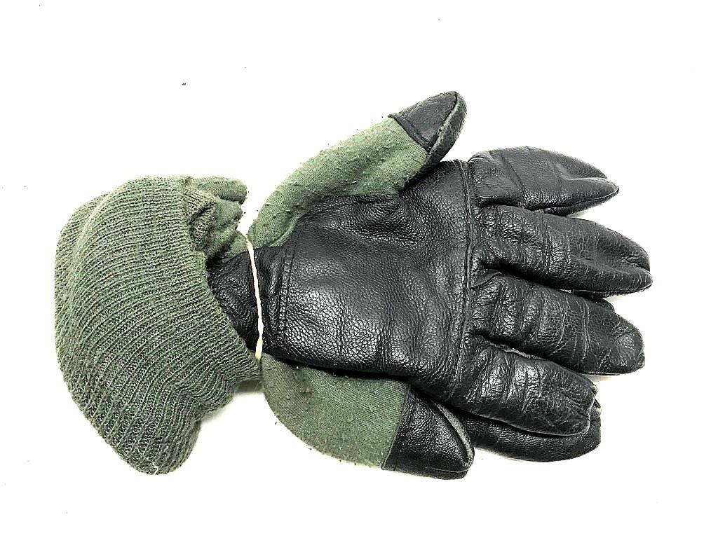 SP-2118 | SP-2118  Flyers Gloves (2).jpg