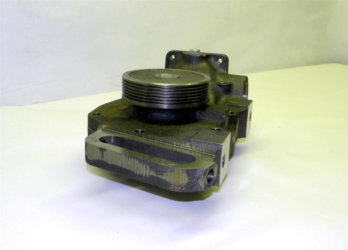 M9-6057 | 2930-01-146-3912 Water Pump, Pulley and Gasket for M915, M916, M820 Tractors. NOS.  (2).JPG