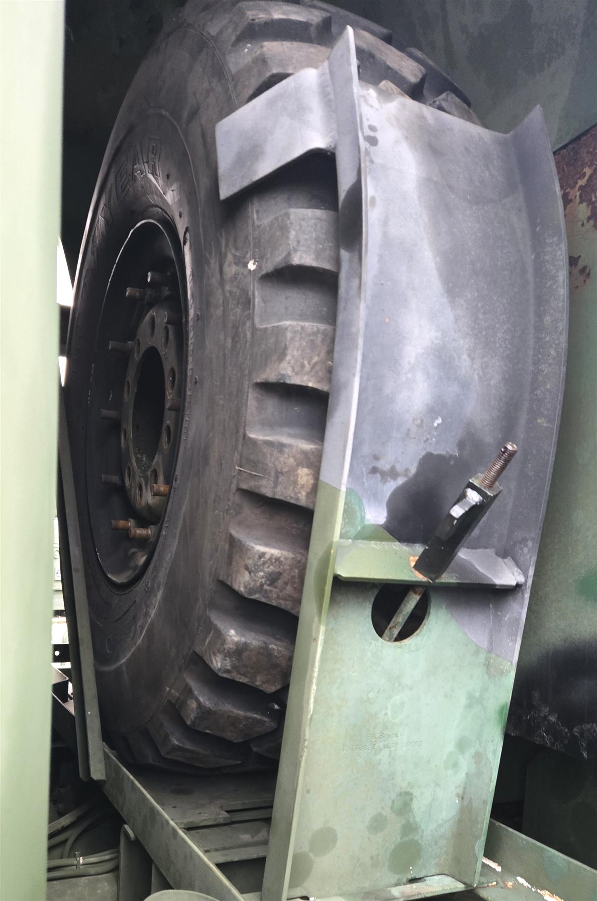 0b75de96-431b-4475-8698-158a6295b9d9-01122026-cropped-M929A2%20Dump%20Truck%209