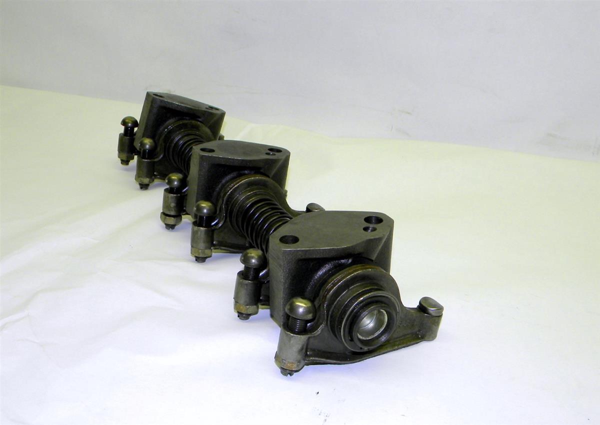 M35-490 | Valve Train for M35A2 Series with Multi-Fuel Engine. USED (5).JPG