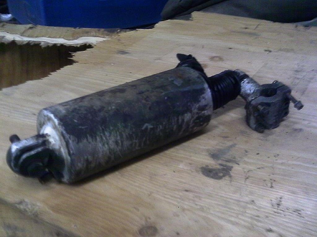 AirAssist Power Steering Cylinder M35A3