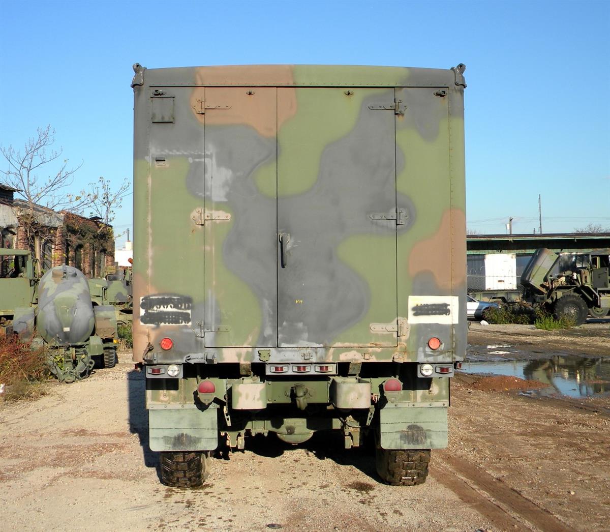 M35-440 | Van Shelter Box Command Center for M109A4 2 and a Half Ton. USED (3).JPG