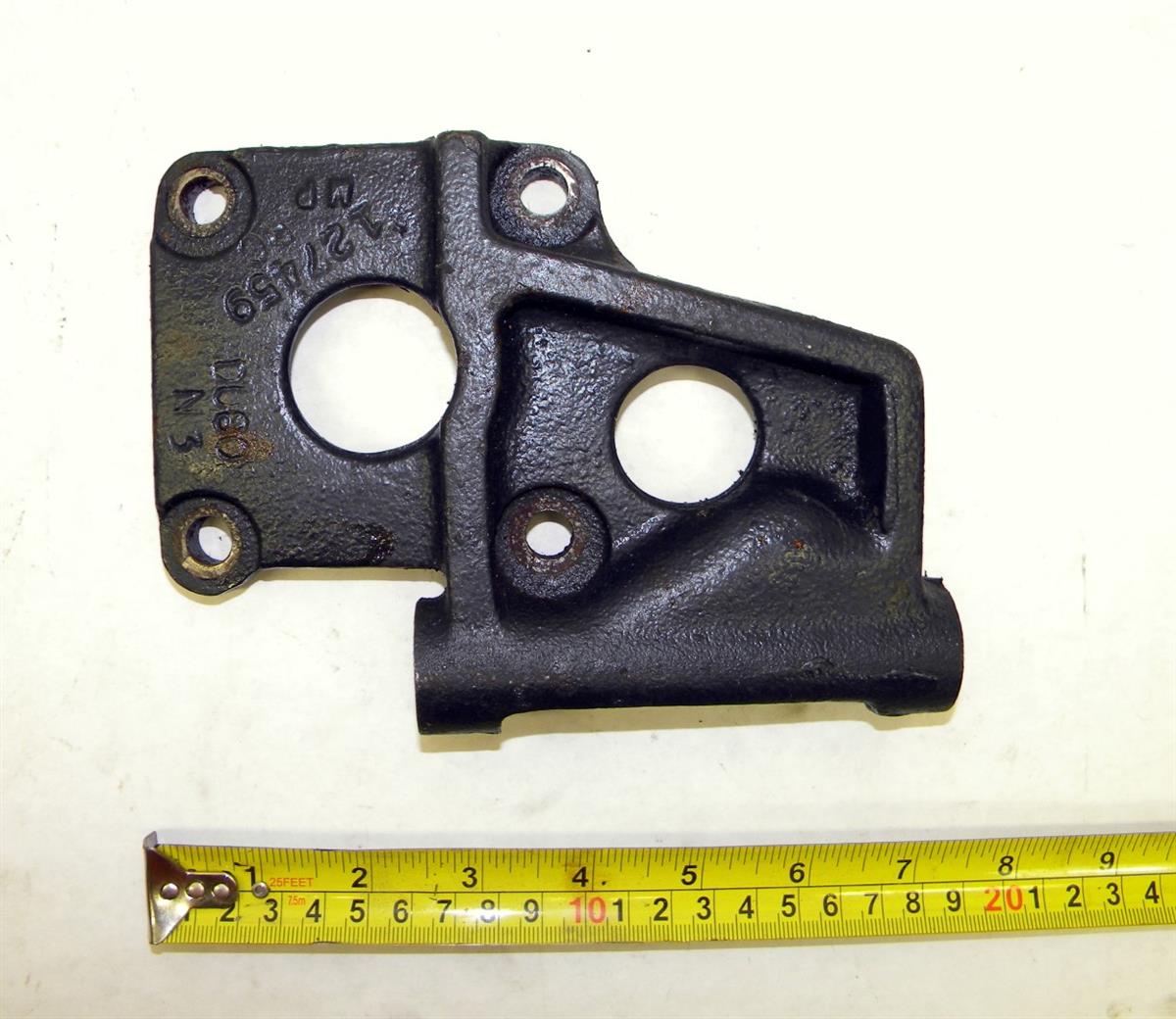 5T-815 | 5340-00-174-3424 Power Steering Pump Bracket for M809 Series, M939 and M939A1 Series. USED.  (2).JPG