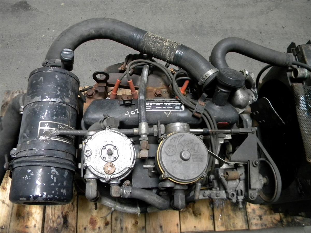 SP-1433 | Ford Engine Model 2274E, 4 Cylinder, Propane Gas Engine for Bobcat 742 Skid Steer. USED (1).JPG