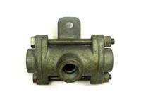 5T-779 | 4820-00-512-2364 Valve, Shuttle for Brake Booster (2).JPG