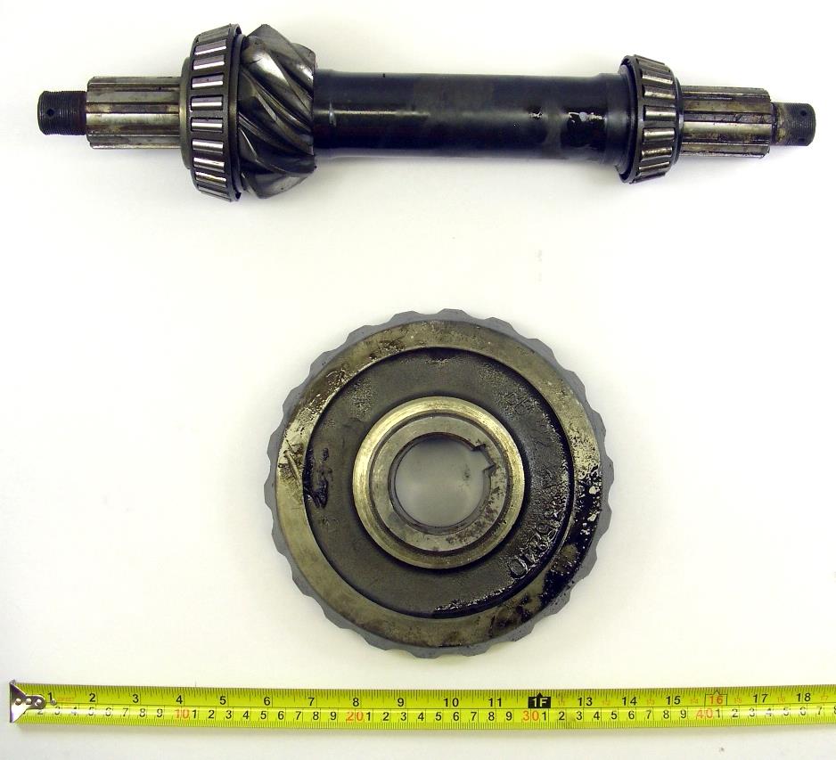 M35-359 | Ring and Pinion M35 Series 2 and a Half Ton (3).JPG