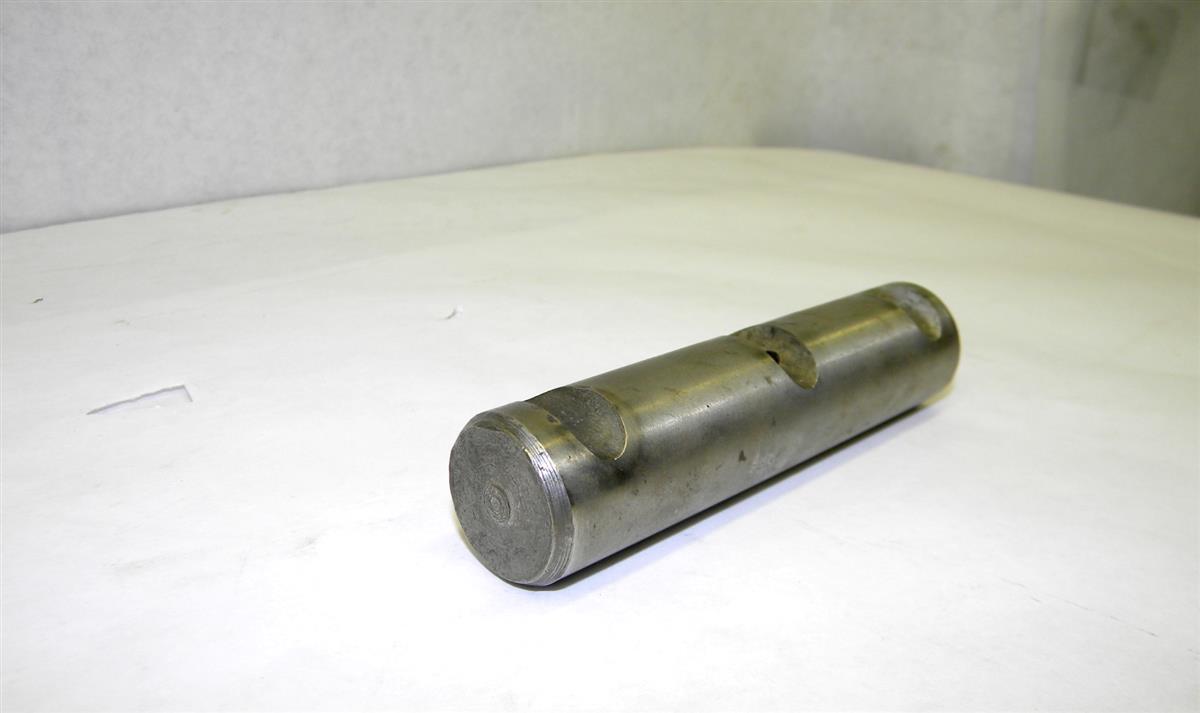 M35-406 | 2510-00-752-1826 Leaf Spring Shackle Pin for M35 Series Trucks. NOS (4).JPG