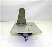 SP-1452 | Air Brake Pedal Complete with Hoses and Valves for M548 and M548A1 Cargo Carrier. NOS (5).JPG