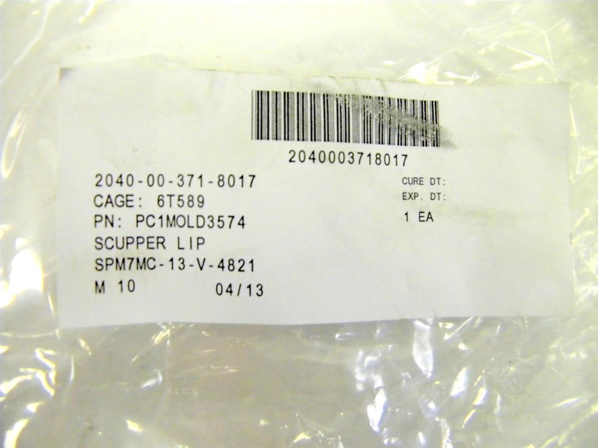 SP-1469 | 2040-00-371-8017 Short Neck Scupper Lip. Unknown Application. NOS (3).JPG