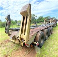 TR-06202023-7 | M747 60 Ton Tank Retriever 4 Axle Trailer Low Boy Flat Bed 18.jpg