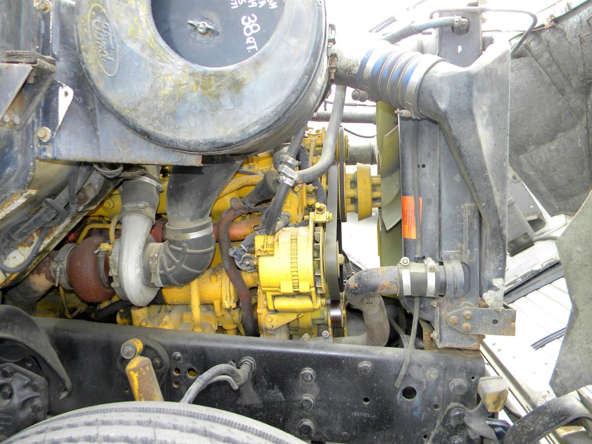 4ad44f57-911e-492b-a0c0-08734030303c-07052018-cropped-Ford%20L9000%2026%20Foot%20Box%20Truck%20(6)