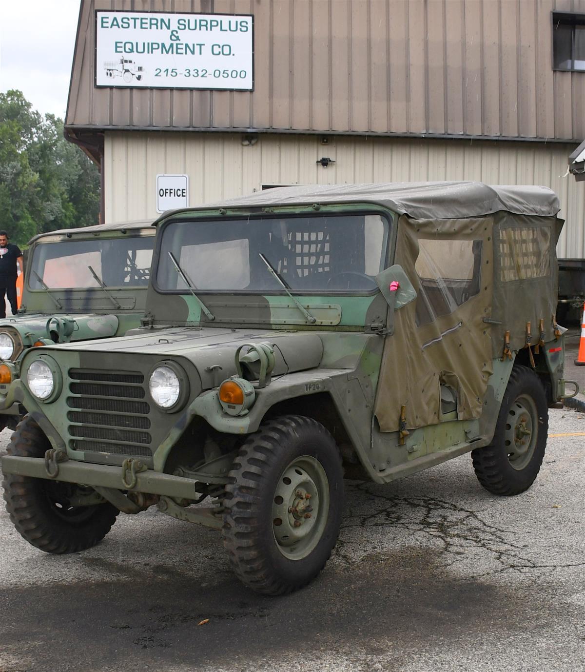502a0fe7-e2a3-4e99-b838-70c88f2a3373-10152026-cropped-cropped-M151A2%20AM%20General%20Jeep%20MUTT%20with%20M416%20Trailer%204x4%20(4)