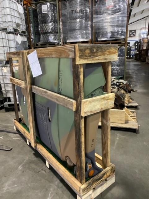 HM-1525 | HMMWV Front Hood  - in Crate (1).jpg